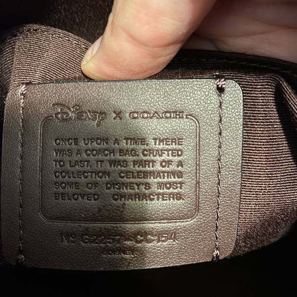 Coach x Disney Rowan file crossbody leather Shoulder Bag with Evil Queen Design - Picture 8 of 15